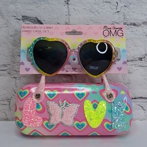 MISS GWEN'S 'OMG' HEART SUNGLASSES & GLITTER HARD CARRING CASE 'LOVE'